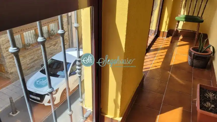Terrassa de Casa o xalet en venda en Segovia amb Calefacció, Parquet i Terrassa
