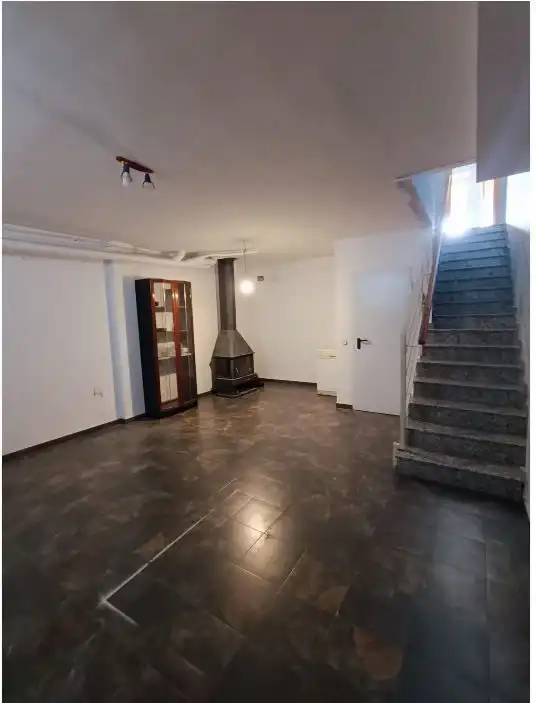 Casa adosada en venta en Alfajarín con Calefacción