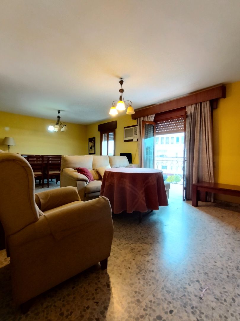Sala de estar de Piso en venta en La Rinconada con Aire acondicionado