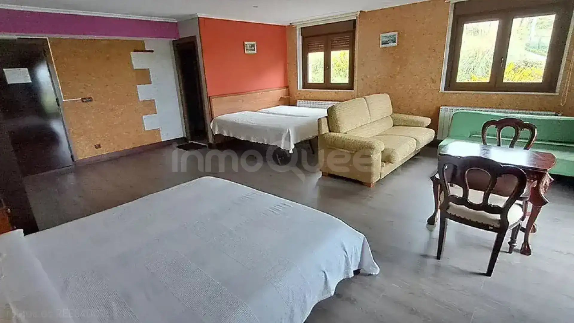 Habitación de Edificio en venta en Foz