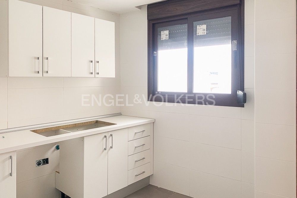 Cuina de Apartament en venda en Caudete de las Fuentes amb Aire condicionat, Calefacció i Terrassa