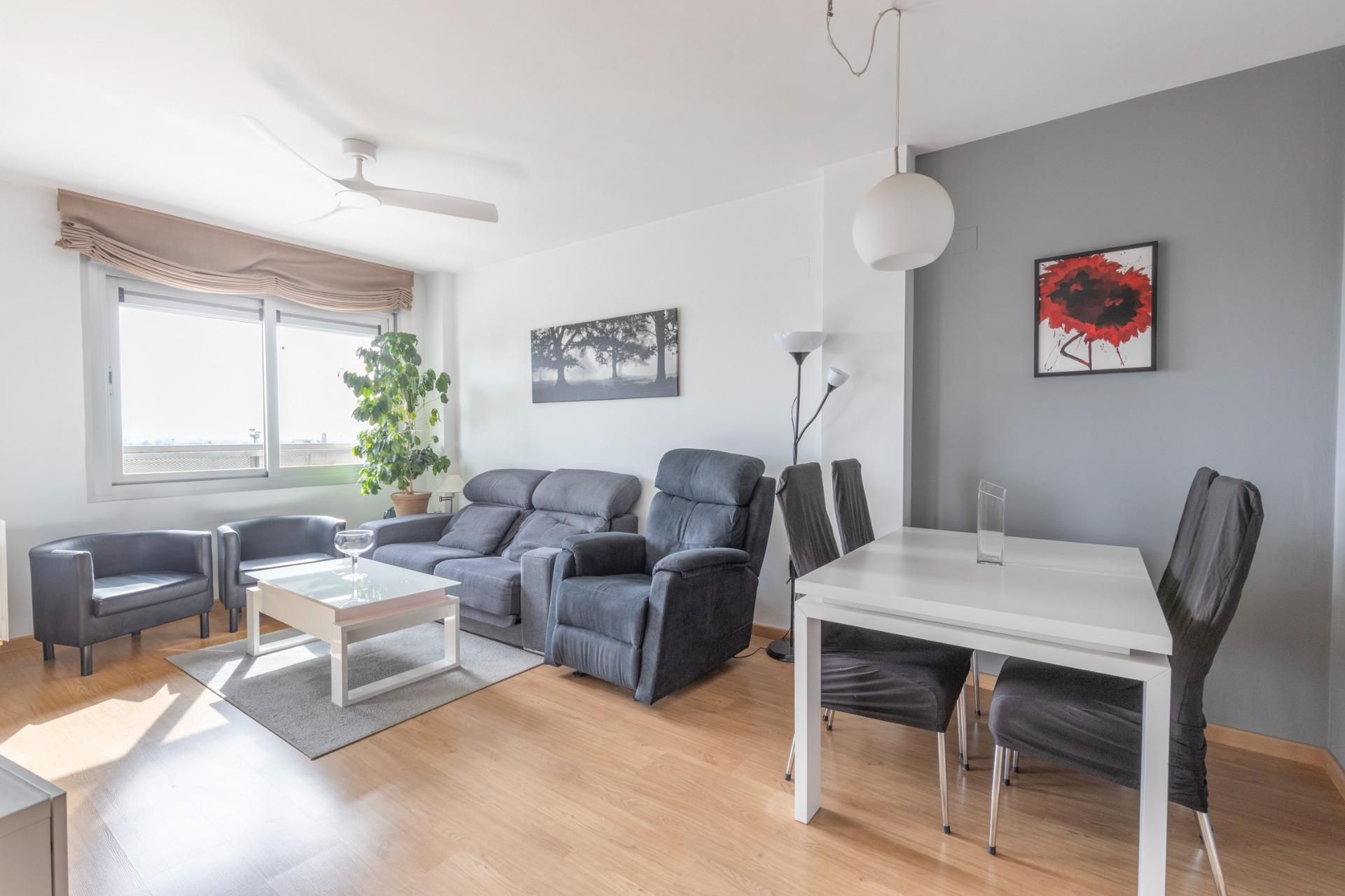 Living room of Flat for sale in  Granada Capital  with Air Conditioner, Heating and Terrace