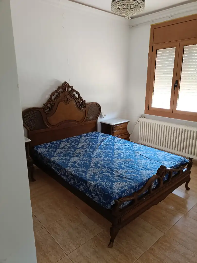 Dormitori de Casa o xalet en venda en Girona amb Calefacció, Jardí privat i Parquet
