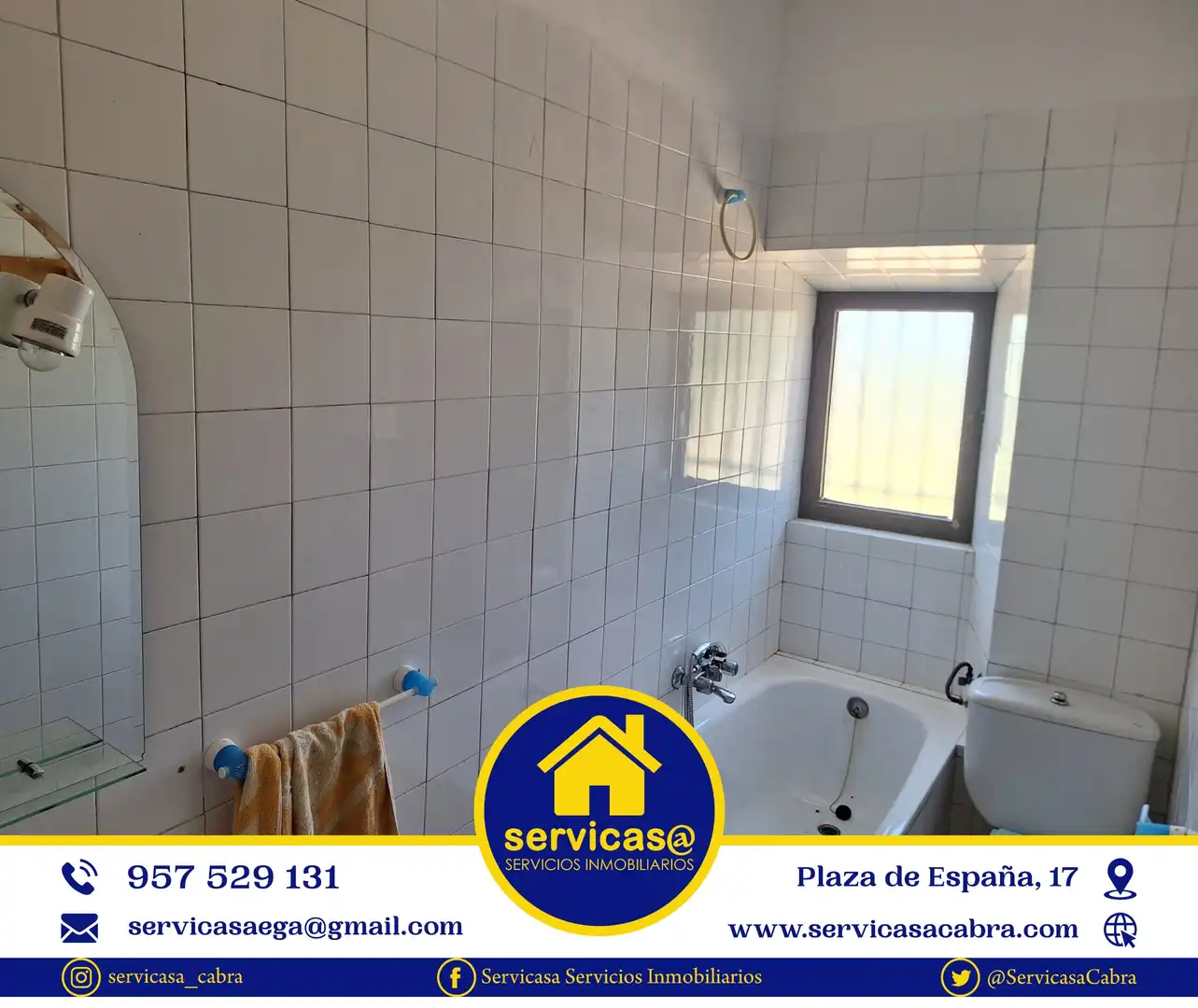 Baño de Finca rústica en venta en Cabra