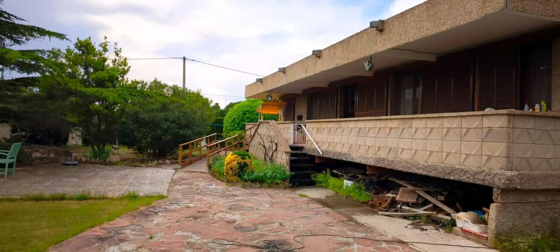 Exterior view of Houses for sale in La Muela  with Heating, Private garden and Terrace