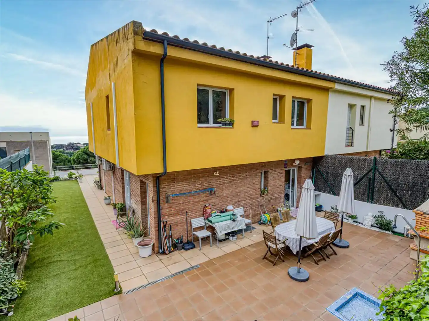Exterior view of Flat for sale in Lloret de Mar  with Air Conditioner, Swimming Pool and Balcony