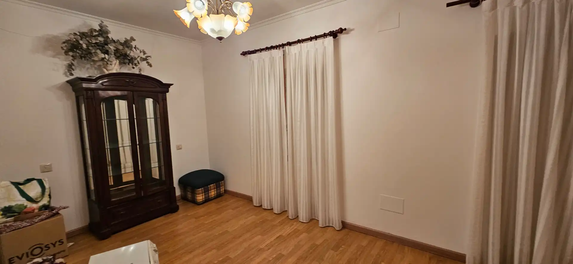 Sala d'estar de Casa adosada en venda en Narón amb Moblat