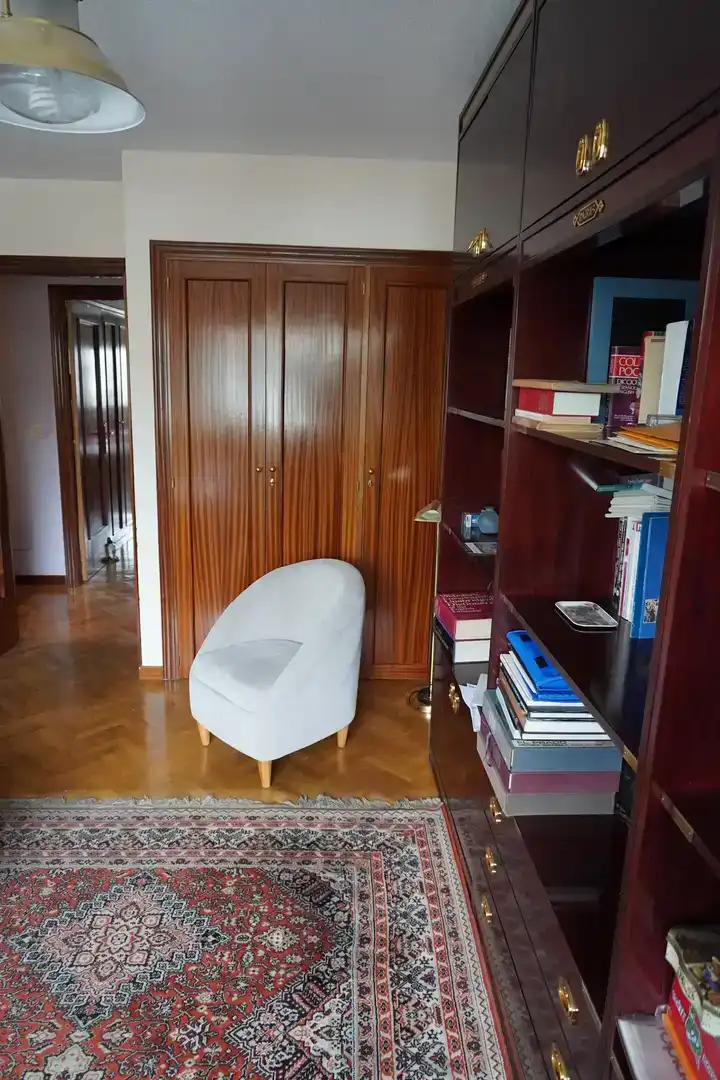 Dormitori de Pis en venda en Valladolid amb Parquet, Traster i Piscina