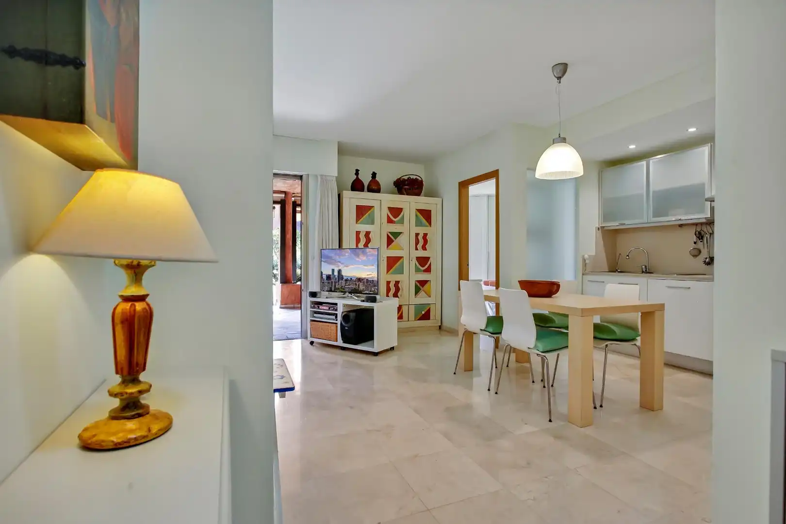 Sala de estar de Apartamento de alquiler en Arona con Terraza, Amueblado y Piscina comunitaria