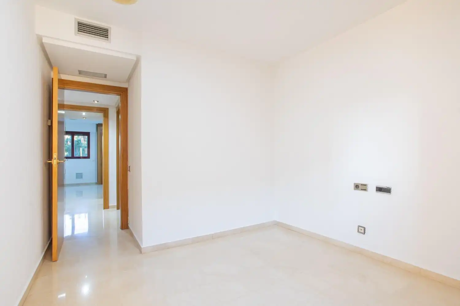 Flat for sale in Murcia  with Air Conditioner, Terrace and Storage room
