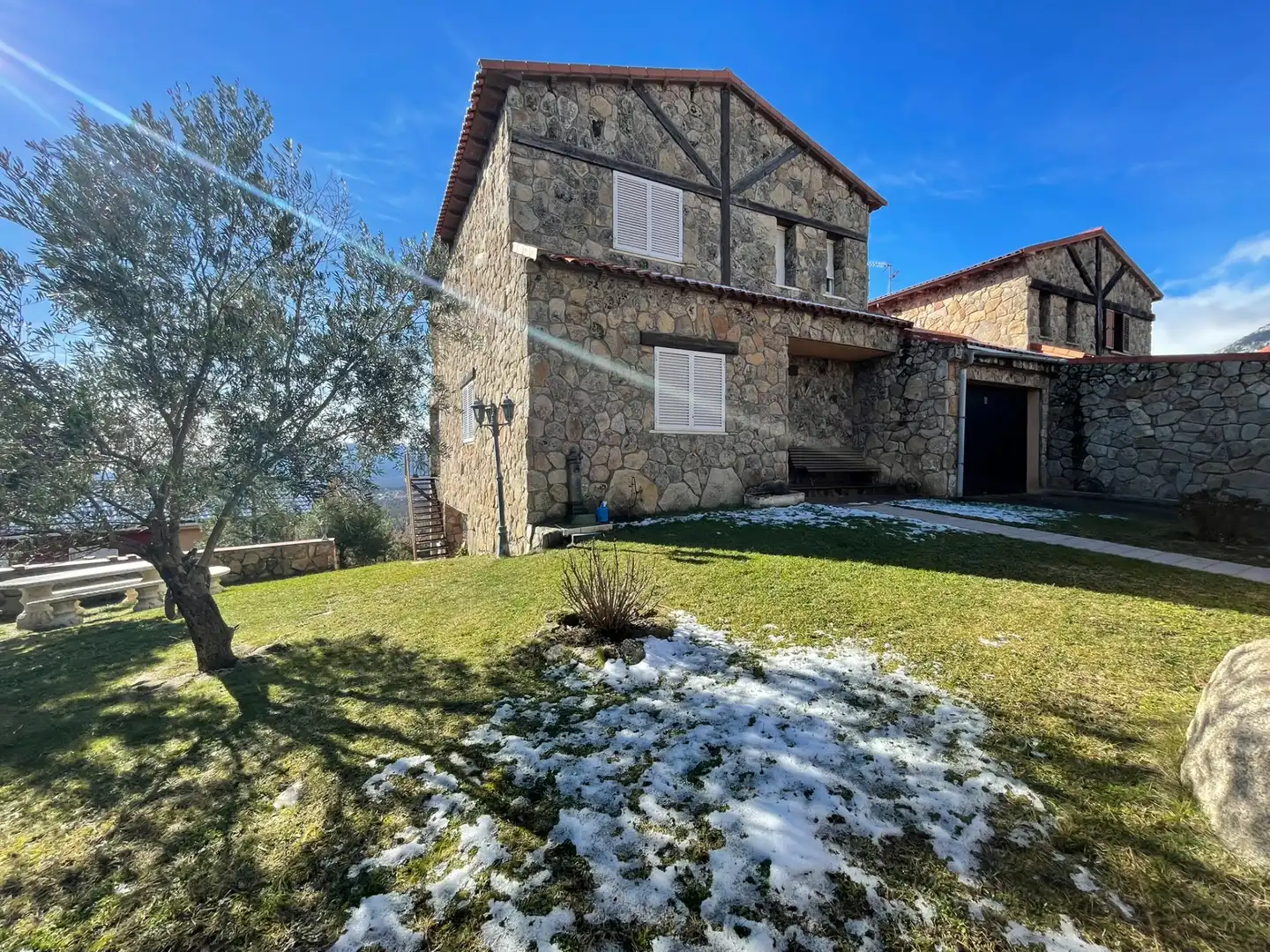Villa avec piscine à vendre à Calle del Mirlo