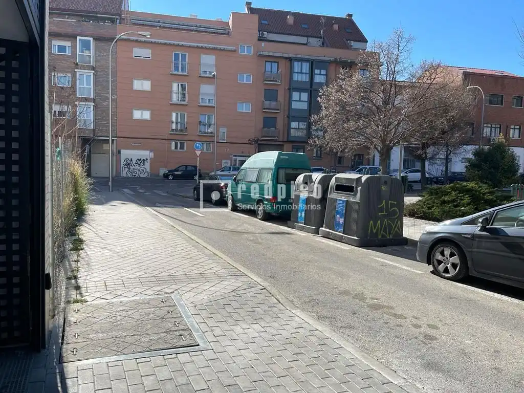 Parking of Garage for rent in Madrid