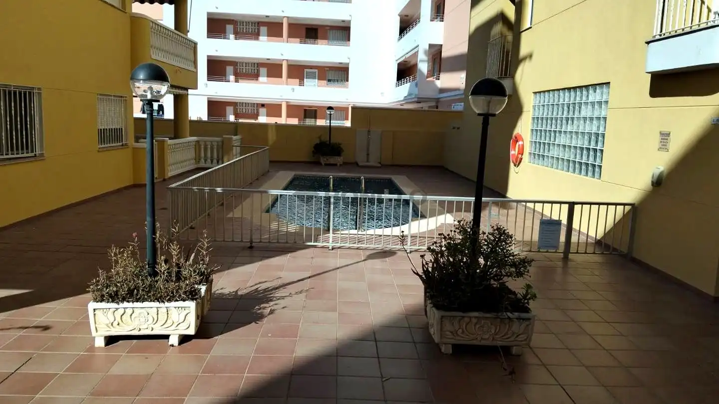 Piscina de Piso en venta en Moncofa con Terraza, Piscina y Amueblado