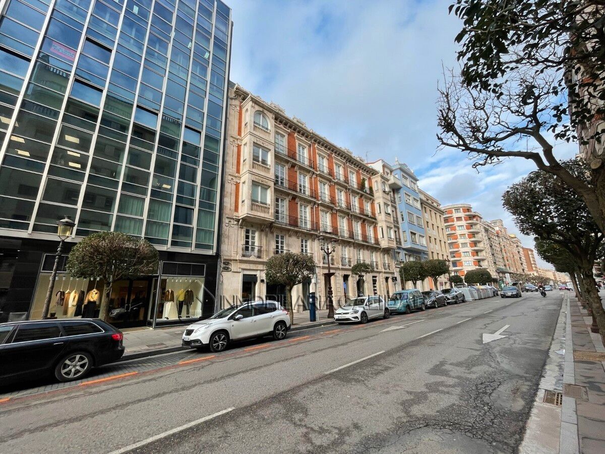 Exterior view of Flat to rent in Burgos Capital  with Heating, Terrace and Furnished