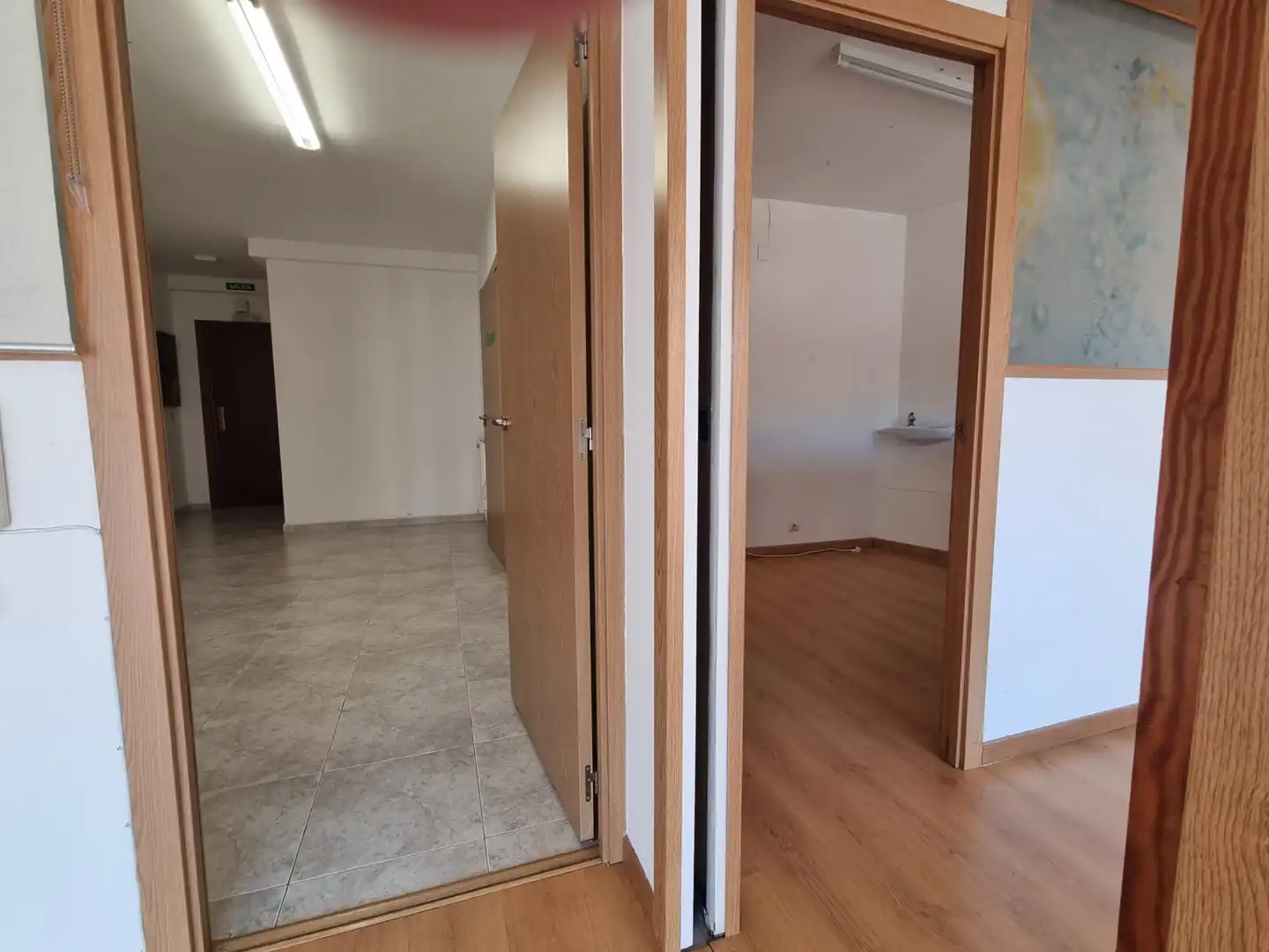 Büro zur Miete in Soria Capital  mit Heizung und Balkon