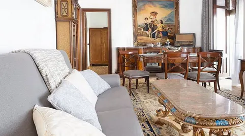 Foto 5 de Apartamento de alquiler en Alfalfa - Santa Cruz, Sevilla Capital