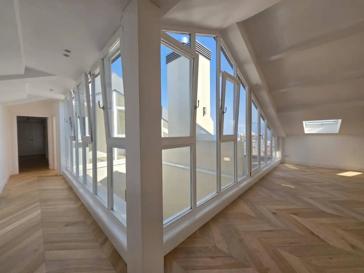 Terraza de Ático en venta en Vigo  con Calefacción y Terraza