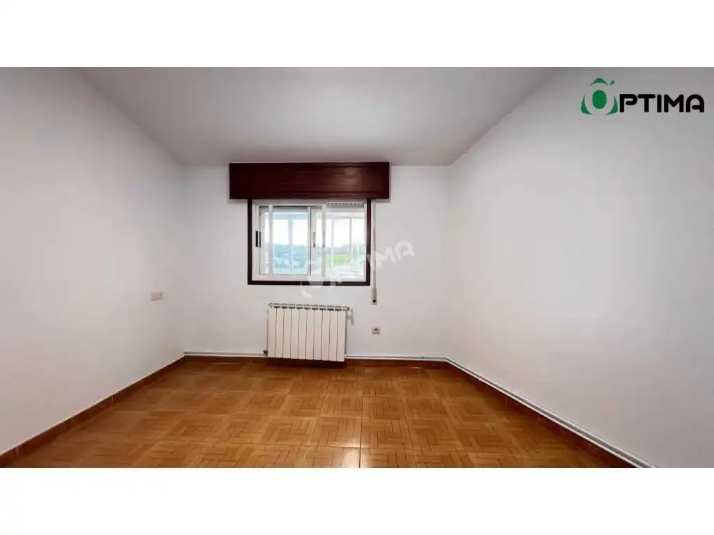 Habitación de Piso en venta en Oroso