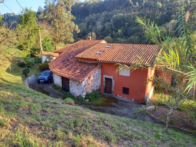 Casa adosada en Venta en LG CONLLEDO en Colunga