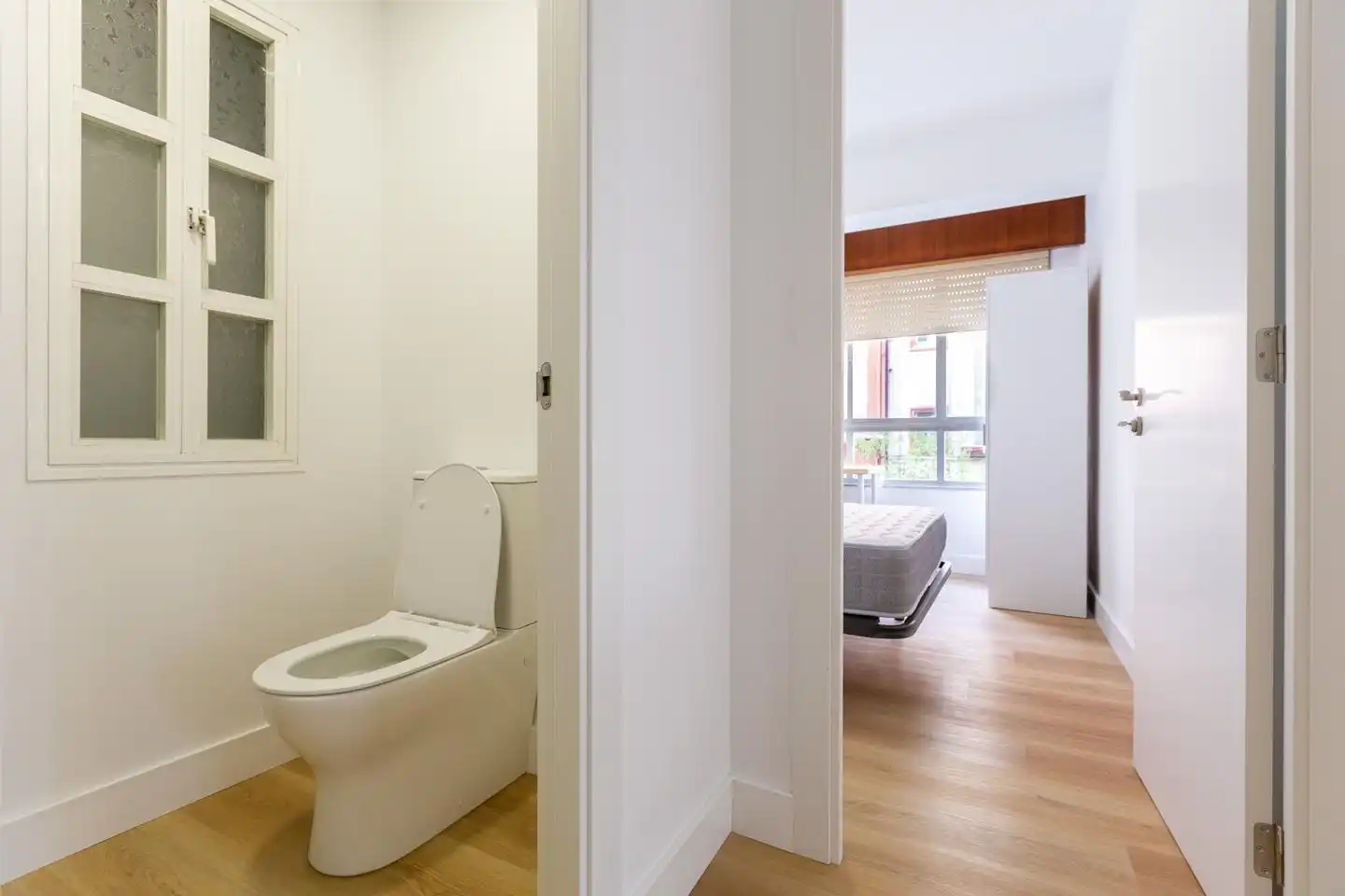 Habitación de Piso para compartir en A Coruña Capital  con Calefacción