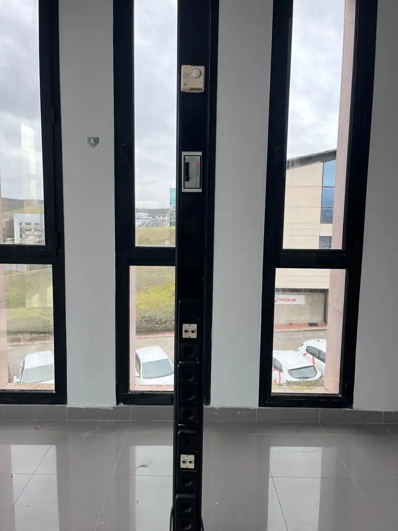 Parking de Oficina de alquiler en Vitoria - Gasteiz con Calefacción