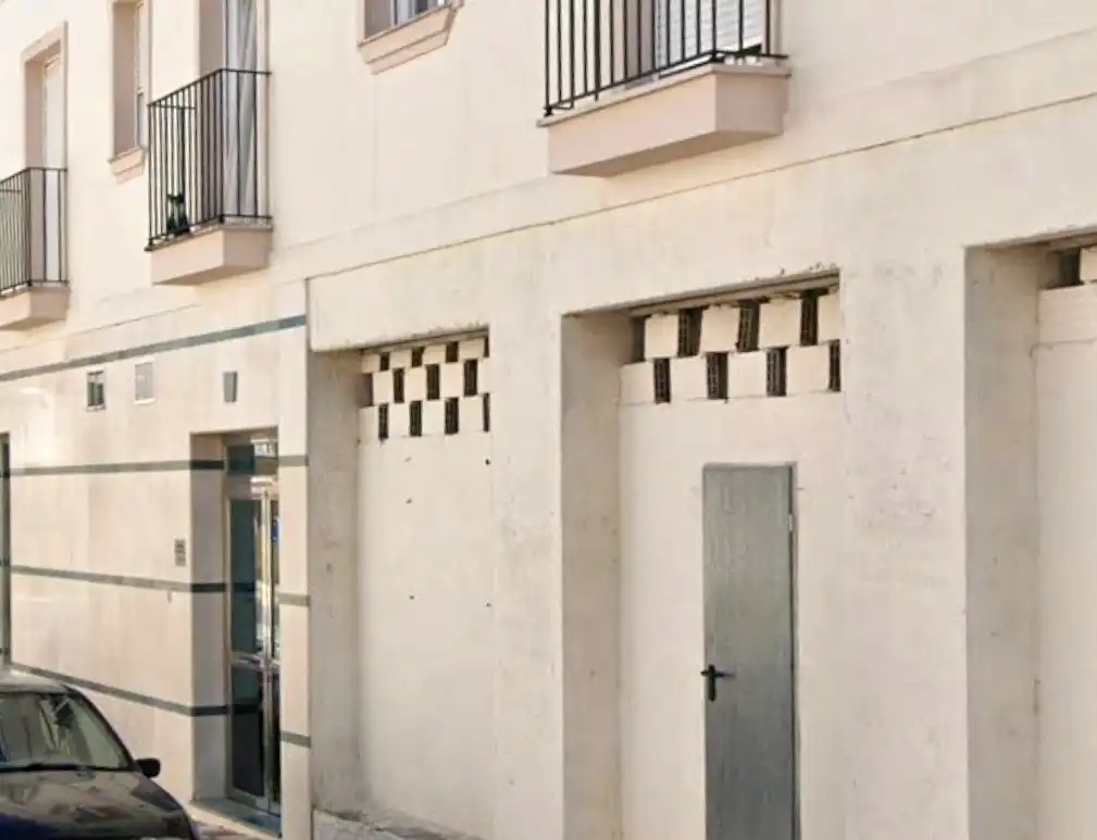 Vista exterior de Piso en venta en Pedrera