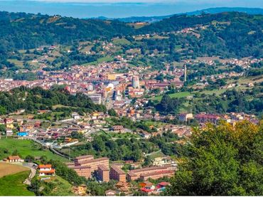 Terreno residencial en venta en Ciaño - Zona Rural