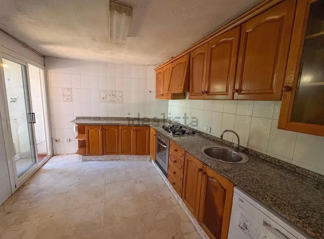 Cuina de Casa o xalet en venda en Gandia amb Calefacció, Jardí privat i Terrassa