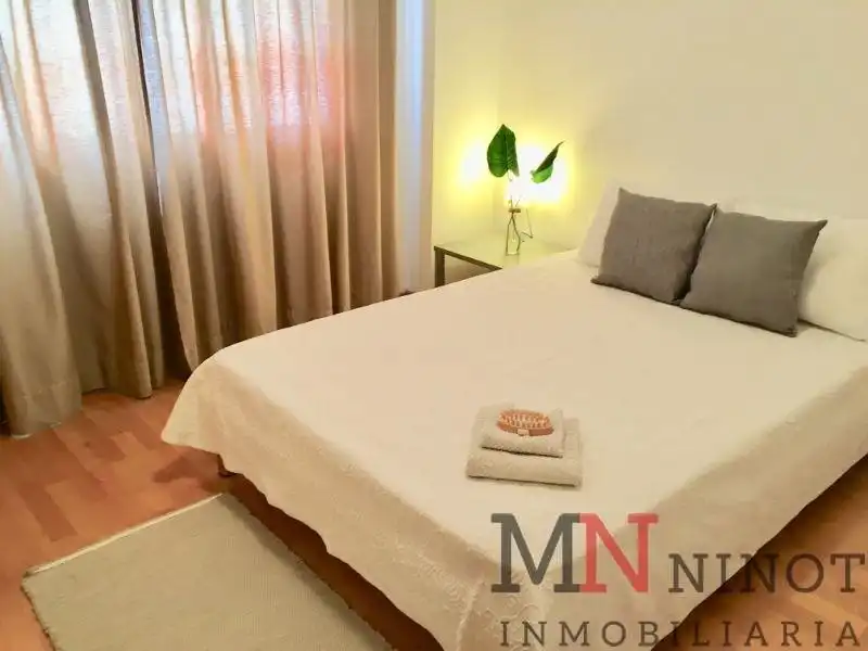 Bedroom of Flat for sale in Castellón de la Plana / Castelló de la Plana  with Air Conditioner