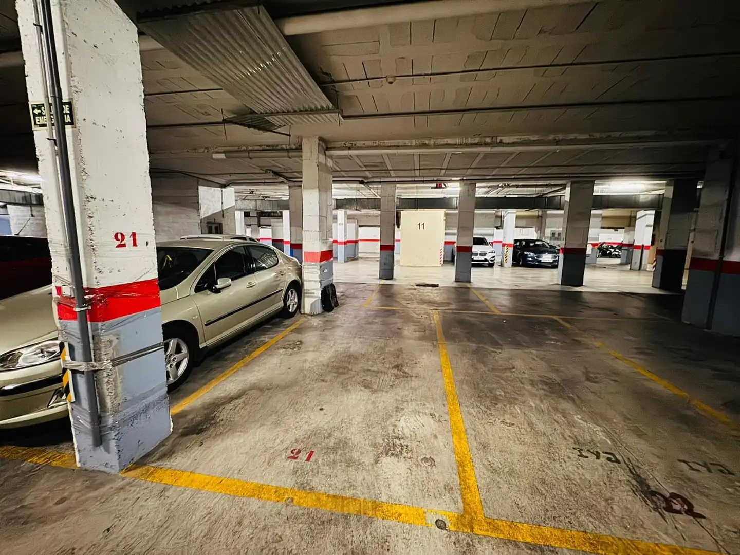 Parking of Flat for sale in Algeciras