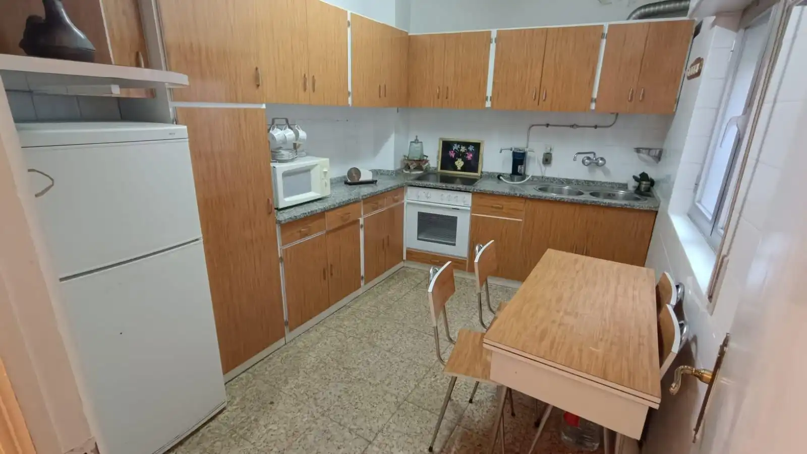 Cuina de Pis en venda en Zamora Capital  amb Calefacció, Moblat i Balcó