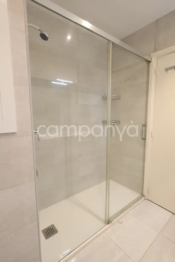Flat with terrace for sale in Av. de Madrid, 33, Les Corts, 08028 Barcelona, España, imagen 12