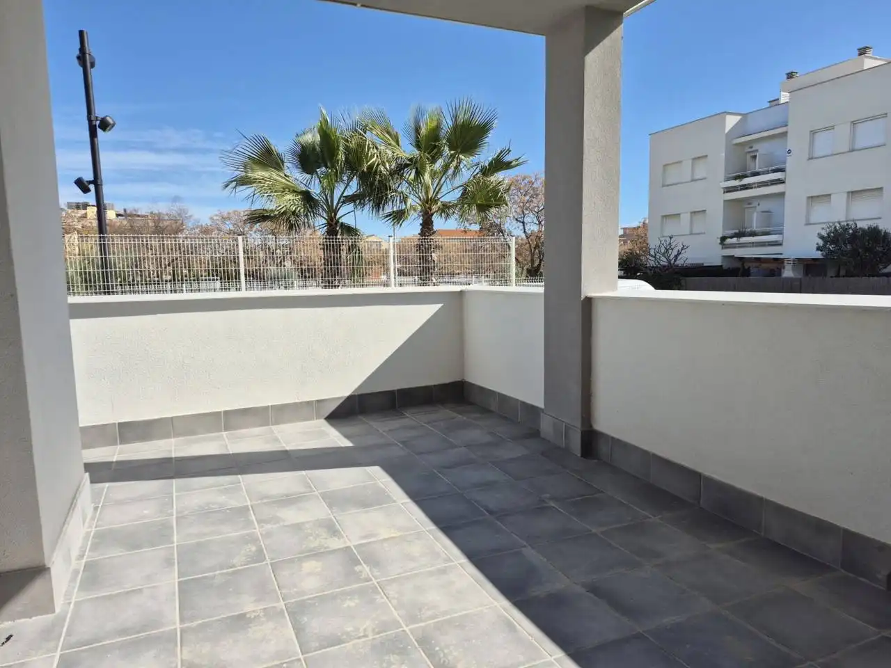 Terrassa de Pis en venda en Cubelles amb Aire condicionat, Calefacció i Jardí privat