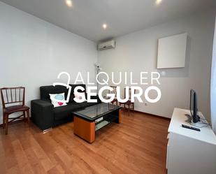 Living room of Flat to rent in Parla  with Air Conditioner, Heating and Furnished