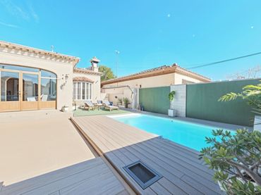 Flat with pool for sale in Las Lagunas - Campano