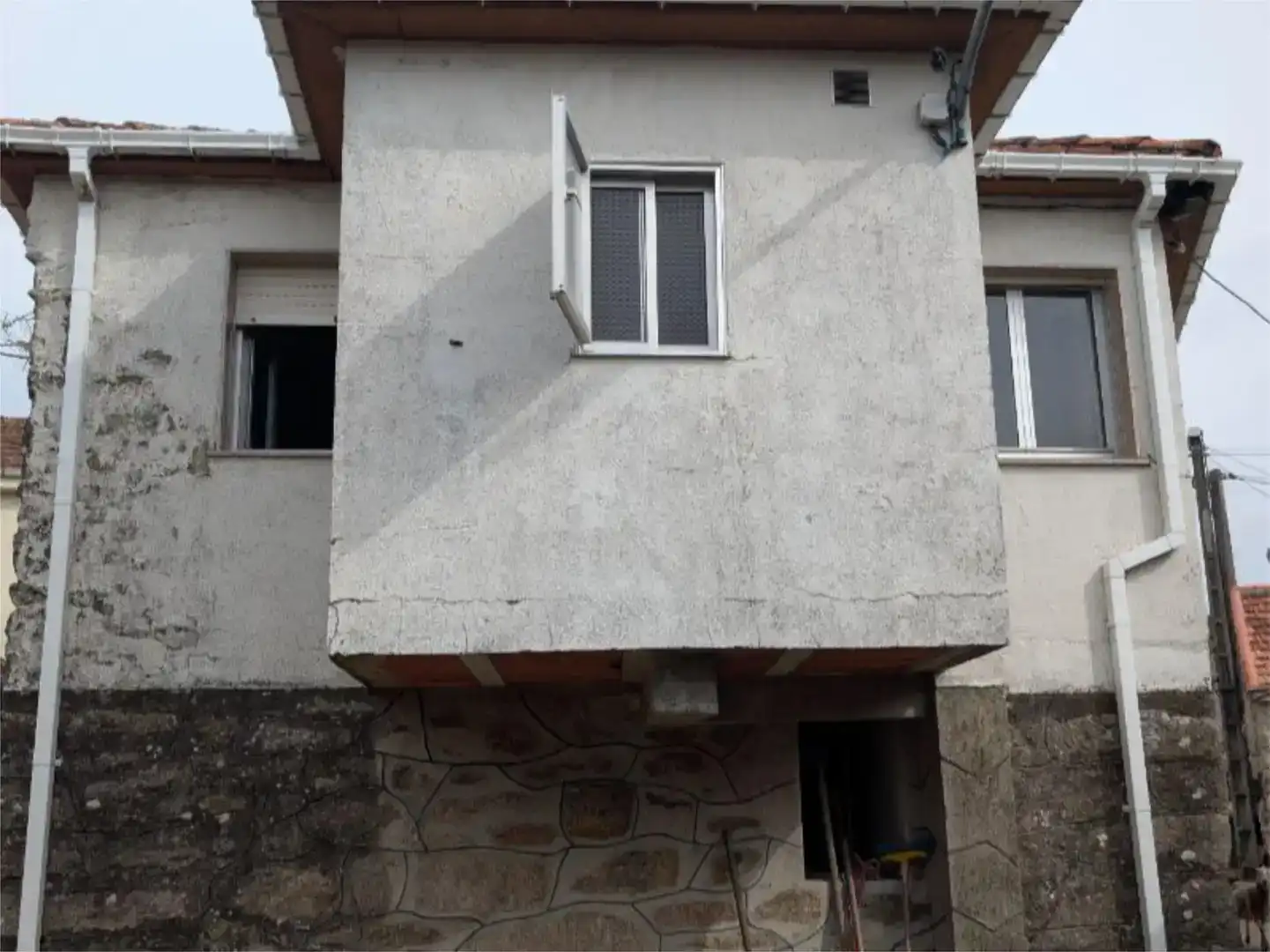 Vista exterior de Casa o xalet en venda en San Cristovo de Cea amb Balcó