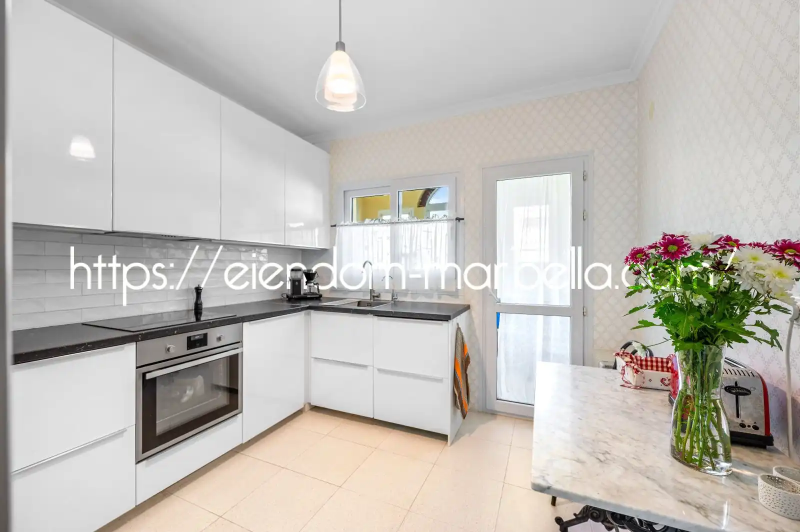Kitchen of Apartments for sale in Marbella  with Air Conditioner, Heating and Terrace