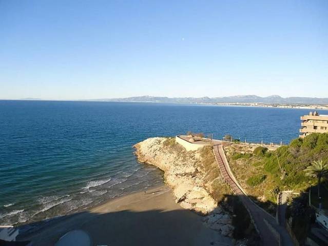 Piso en Venta en Calle de Carles Roig en Barenys