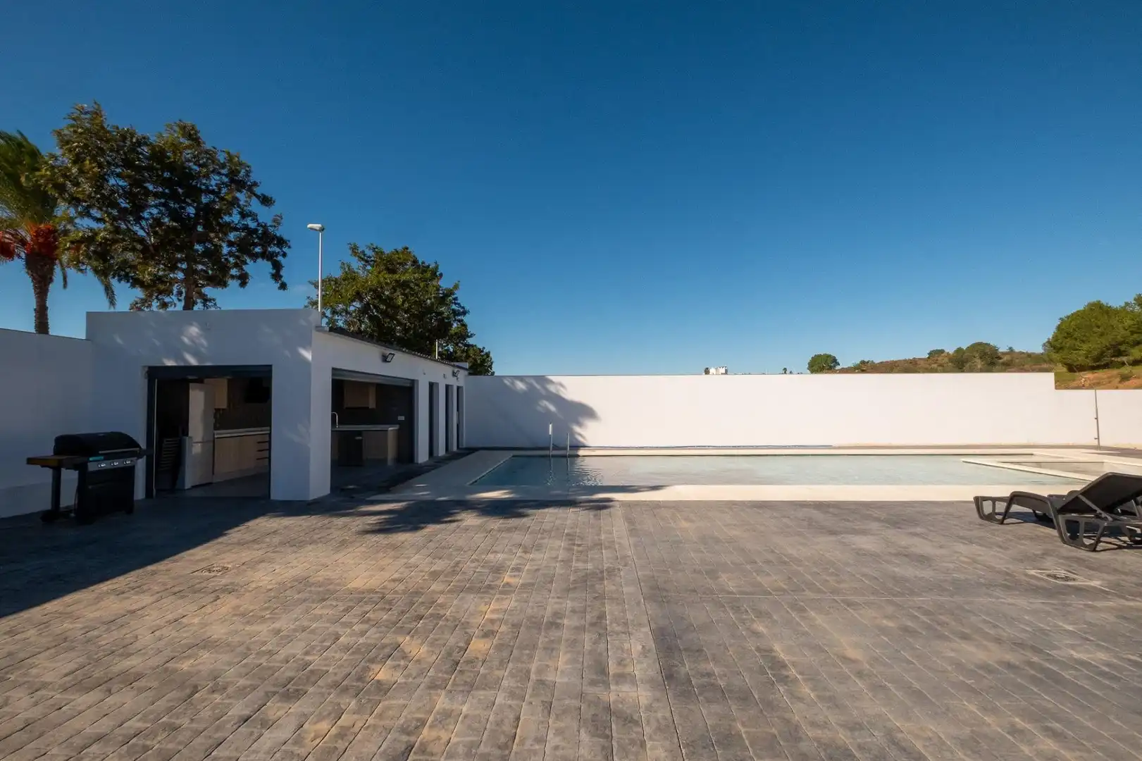 Swimming pool of Houses for sale in Ayamonte  with Air Conditioner, Private garden and Storage room