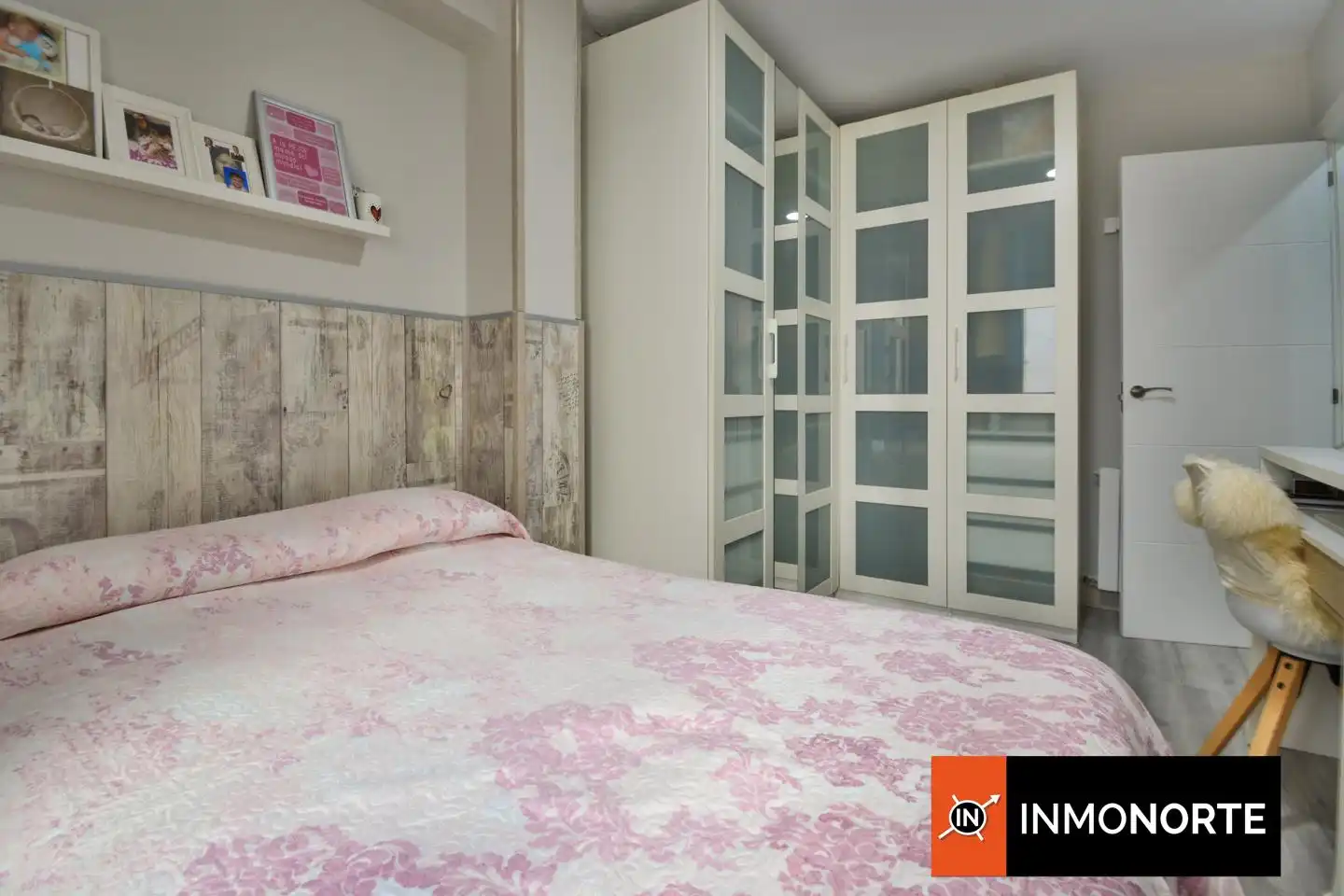 Habitación de Piso en venta en Laredo con Calefacción, Trastero y Amueblado