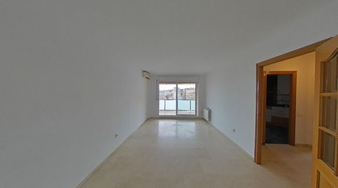 Foto 2 de Apartament en venda a C/ Antoni Torrella , Ca n'Aurell, Terrassa