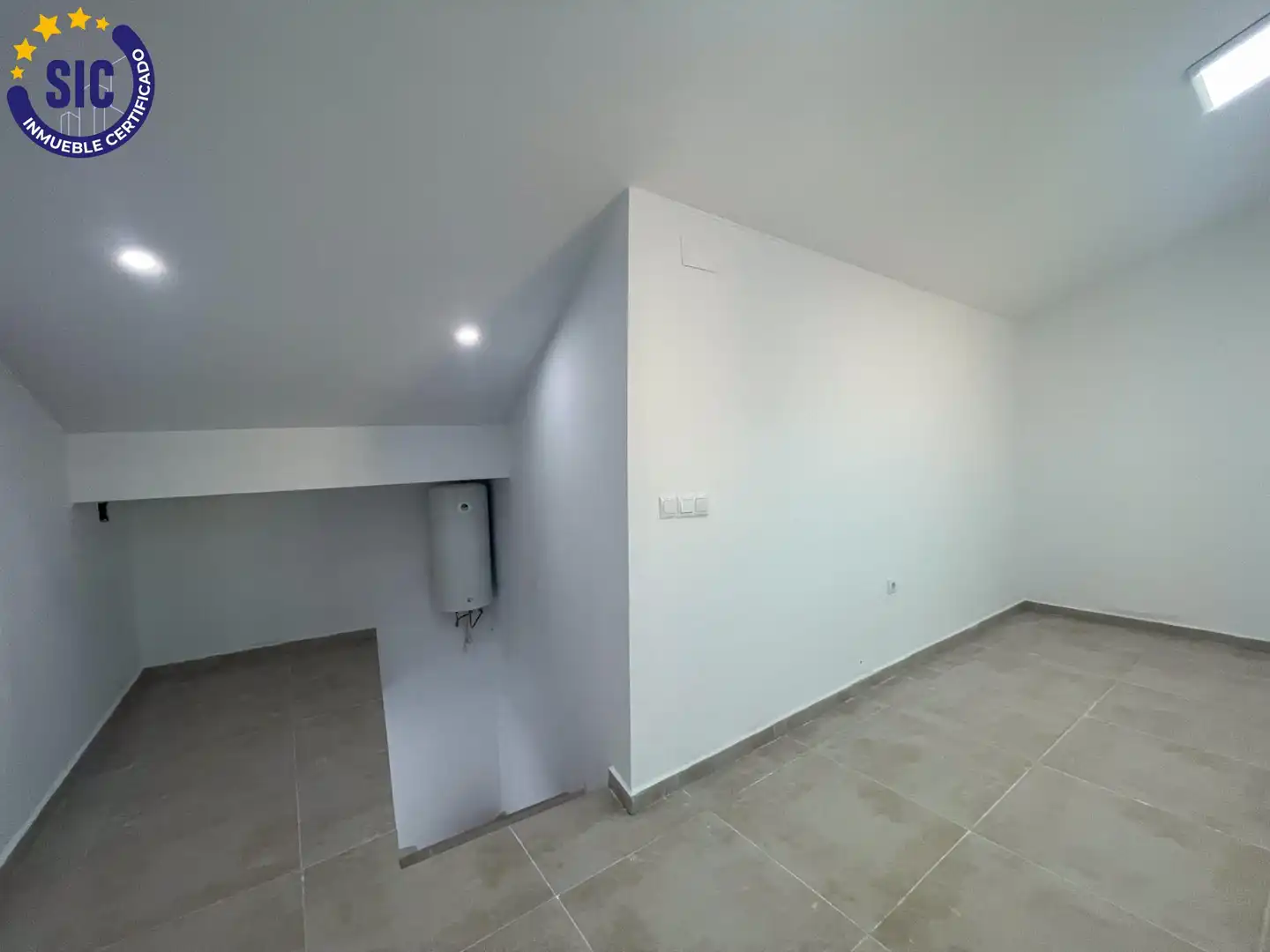 Casa o xalet en venda en Requena amb Balcó