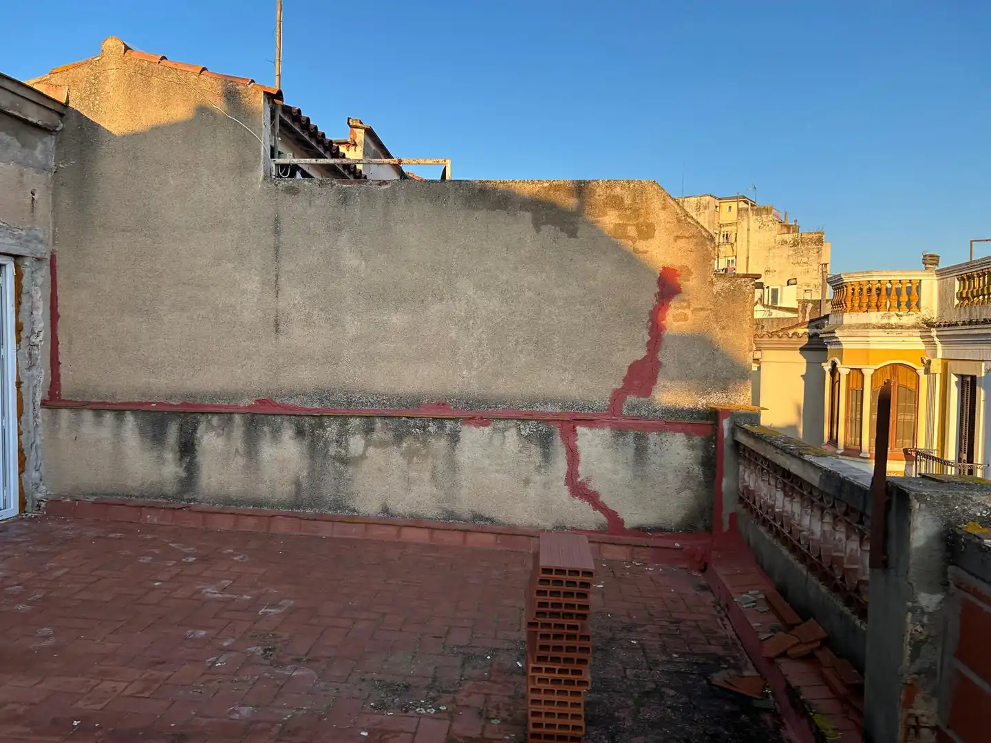 Vista exterior de Casa adosada en venda en Tordera amb Terrassa