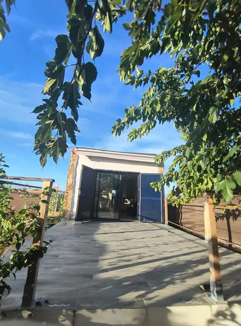 Vista exterior de Finca rústica en venda en Carcaixent amb Aire condicionat, Jardí privat i Terrassa