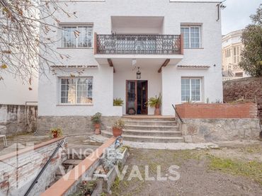 Villa con balcone in vendita a AGUSTI SANTACRUZ
