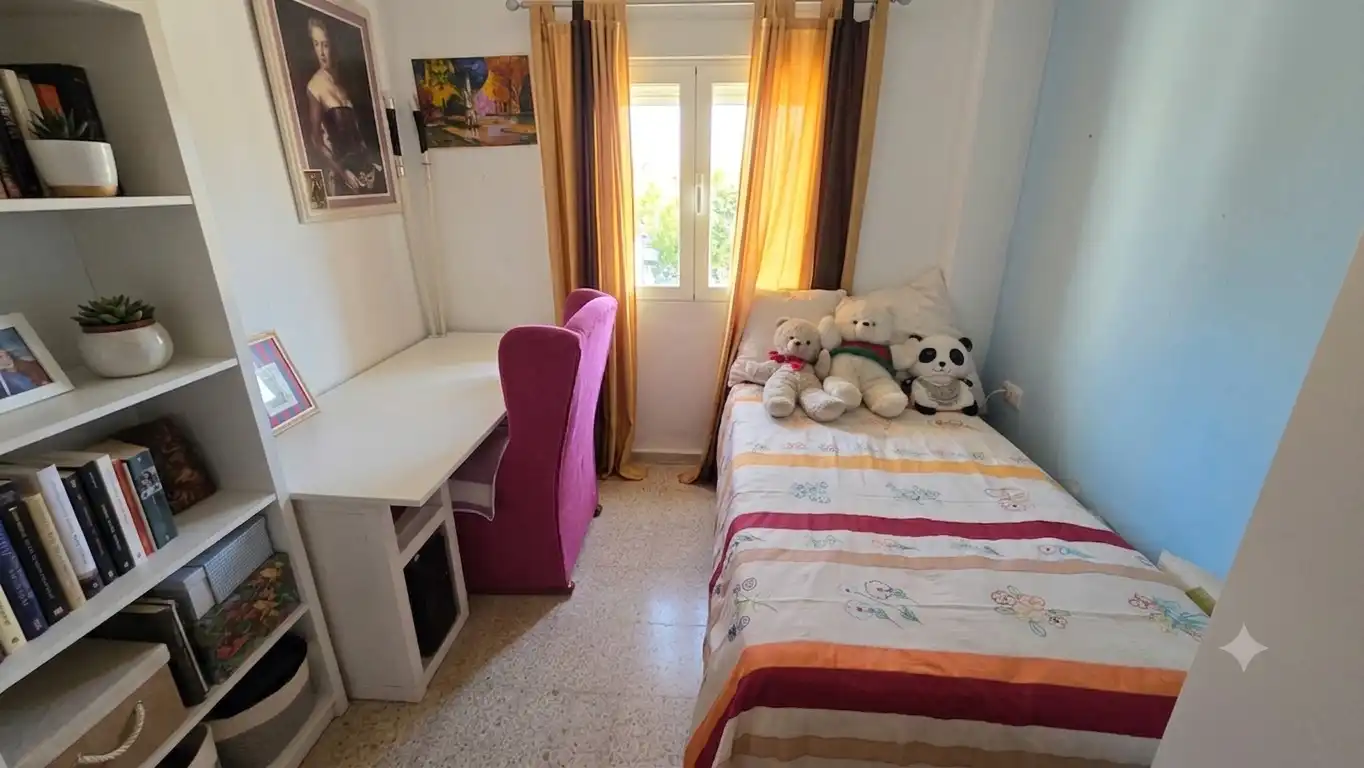 Habitación de Piso en venta en Málaga con Aire acondicionado y Terraza