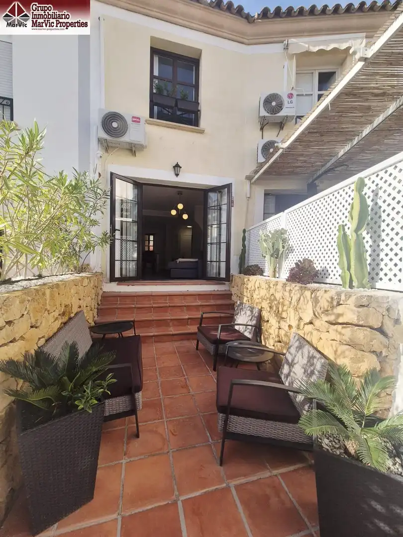 Reihenhaus mit Terrasse zum Verkauf in Golf Bahía, imagen 8