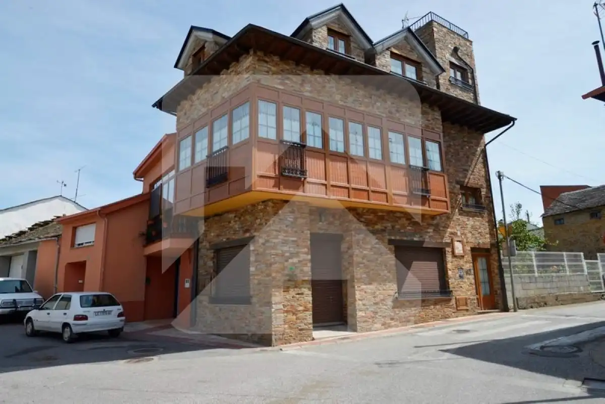 Maisonette zur Miete in ESPAÑA-LB, 12, Fabero