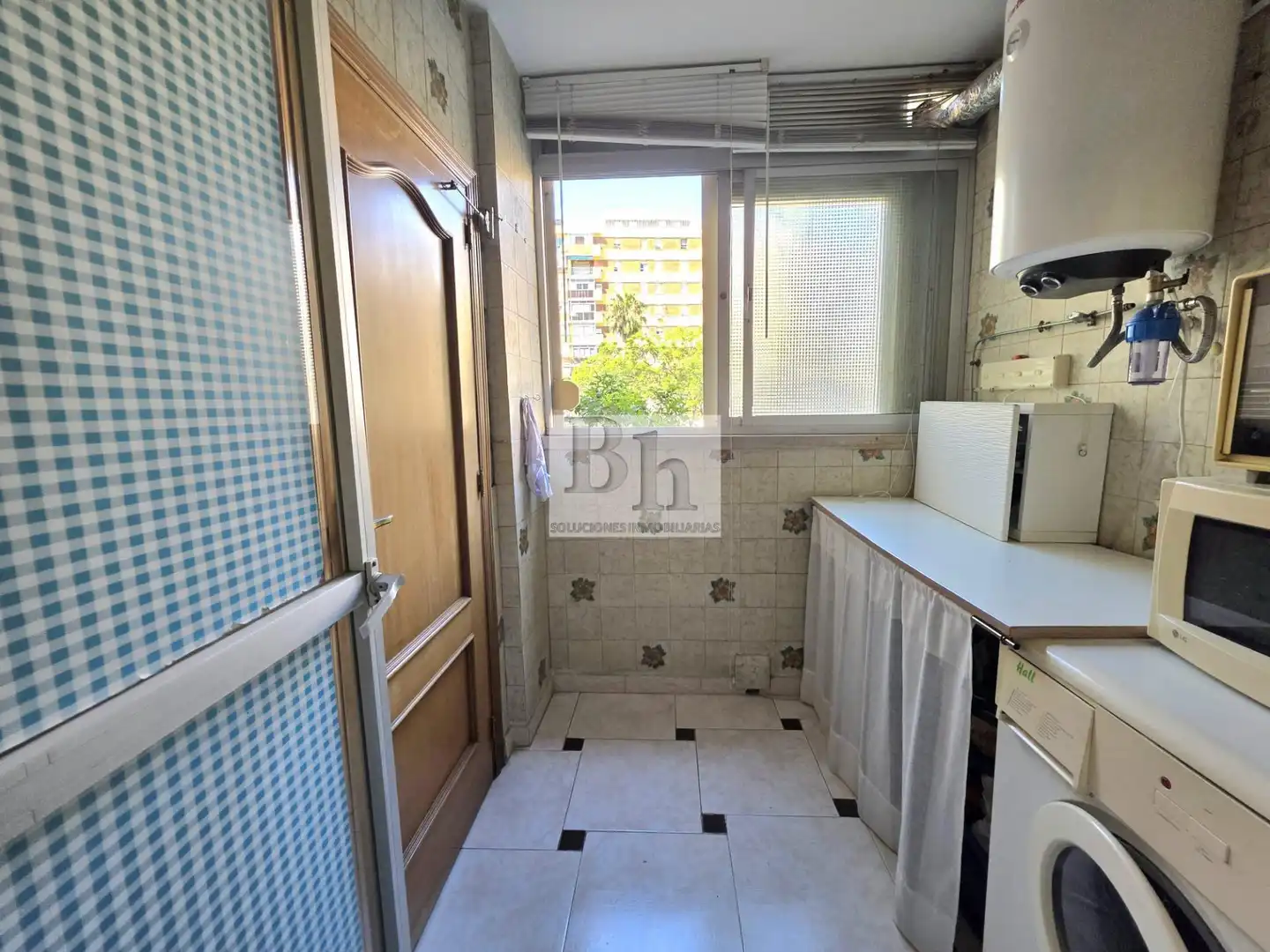 Cocina de Piso de alquiler en Málaga con Amueblado