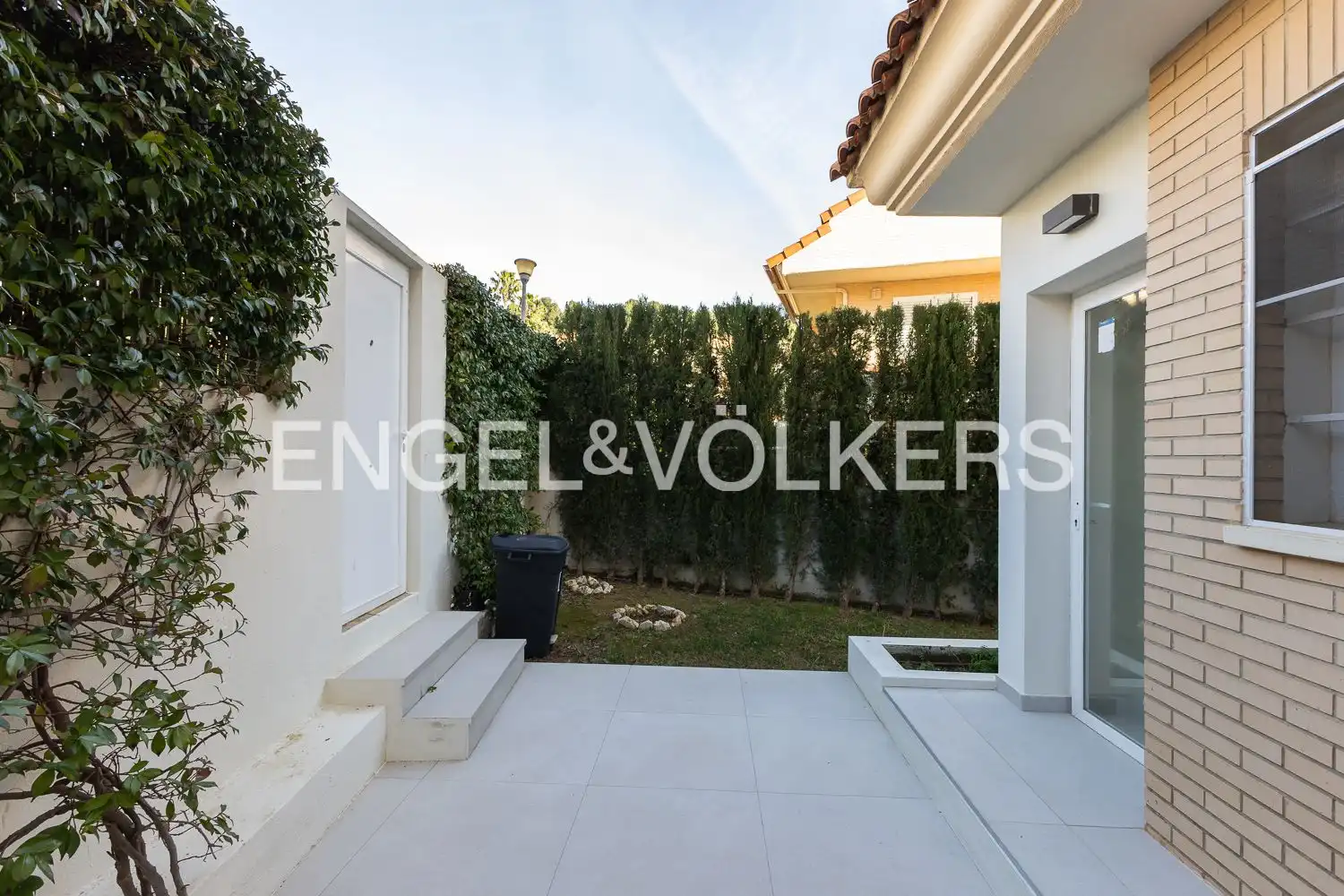Terrace of Houses for sale in Chiva  with Air Conditioner, Heating and Private garden